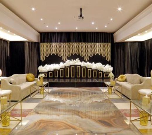 Makeen Homes by Warwick Hotel