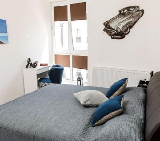 Zamocka Iris Apartment