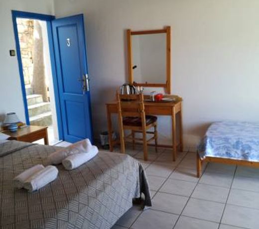 Oasis Hotel Loutro
