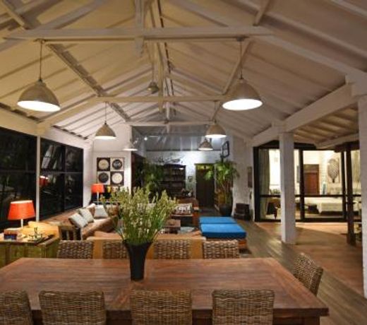 Villa Sajak 5 Bedroom Umalas