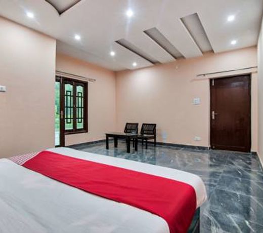 OYO Flagship 13855 Hotel Green Hills