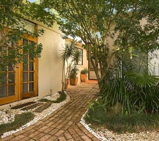 Byron Bay Accom Unit 4 26 Paterson Street, Byron Bay - Absolute Serenity
