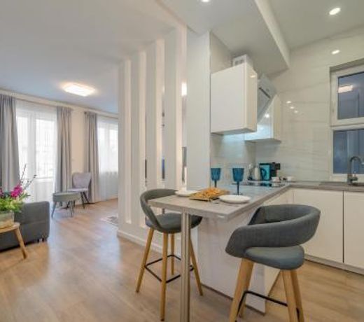 CAPITAL Apartments and Rooms