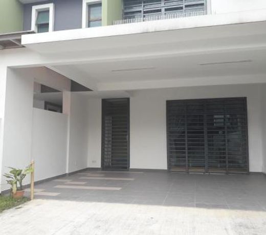 Tampoi Homestay