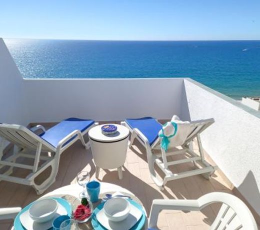 Mira AtlÃ¢ntico 13- TerraÃ§o Com Vista Mar e Cidade, Wifi, 80mt Praia