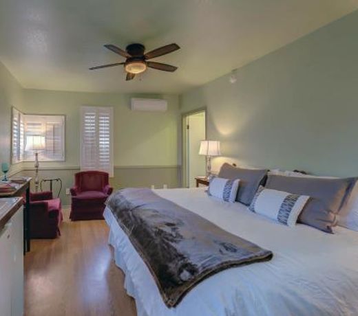 Carlisle Garden Suites
