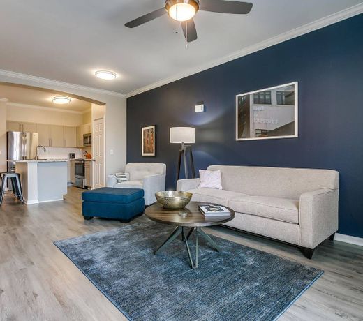 Serene 1BR w/ Pool + Gym in Historic West End