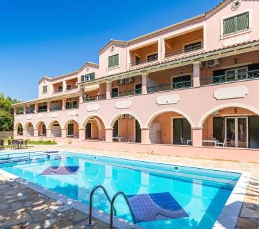 BELLA De LUX APTS