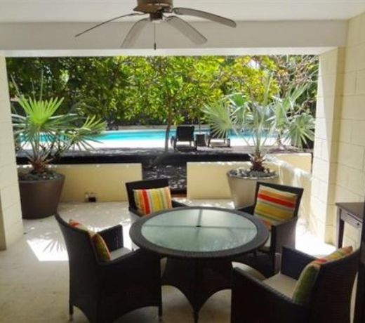 Brownes Condominium 2
