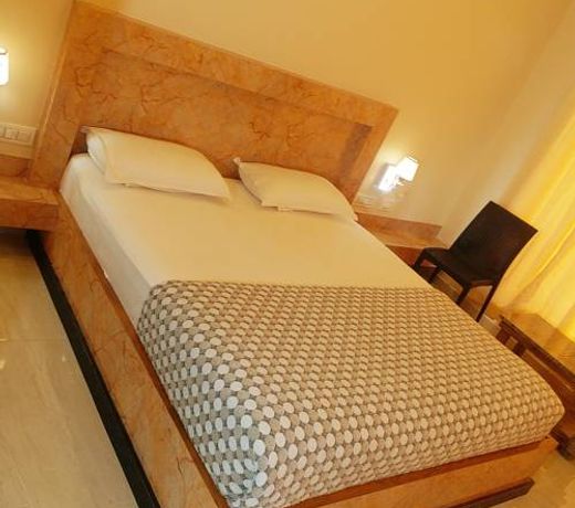 Hotel Saptarang Residency