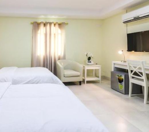 Al Jisr Hotel