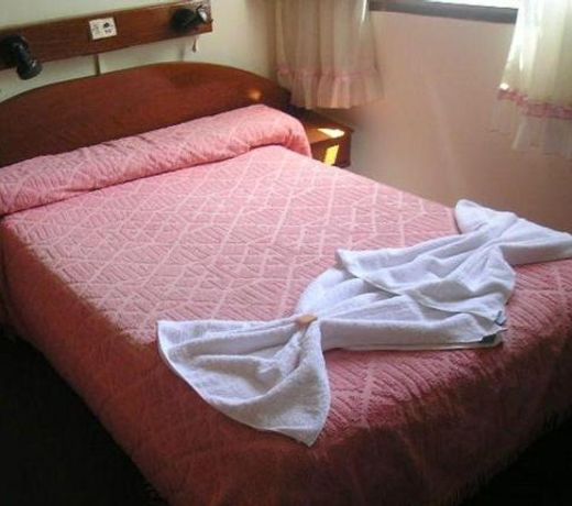 Hotel Shelter