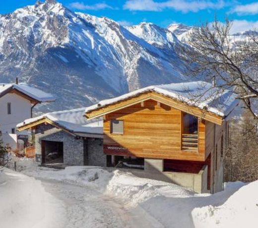 Chalet Woovim 8 by Interhome