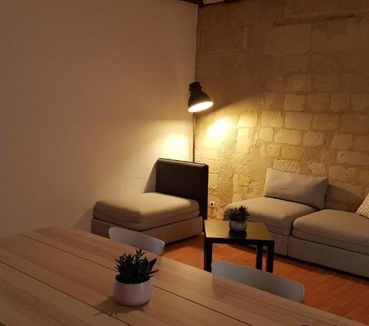 Appartement quartier historique proche des Halles