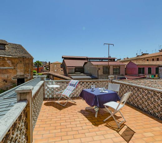 Murano Terrace Flat