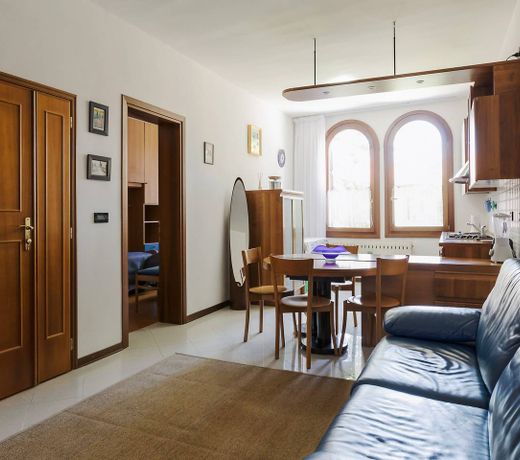 Murano Terrace Flat