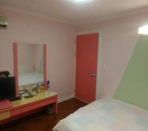 Mobel House Mini Hotel