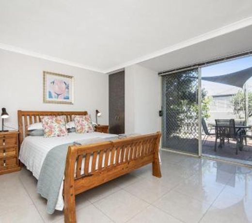 Studio 3 - ground floor Fremantle apartment