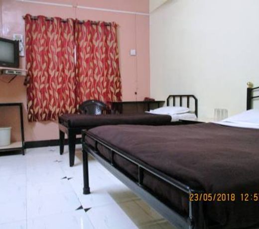 Hotel Ellora Park