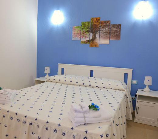B&B Il Melograno Antico con Terrazza e Giardino