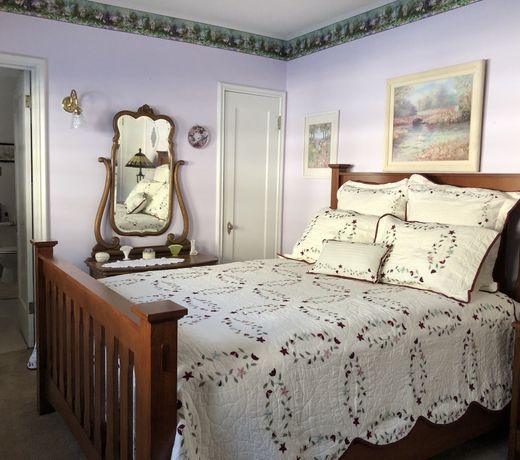 Sujak on Sunnyhill Bed and Breakfast