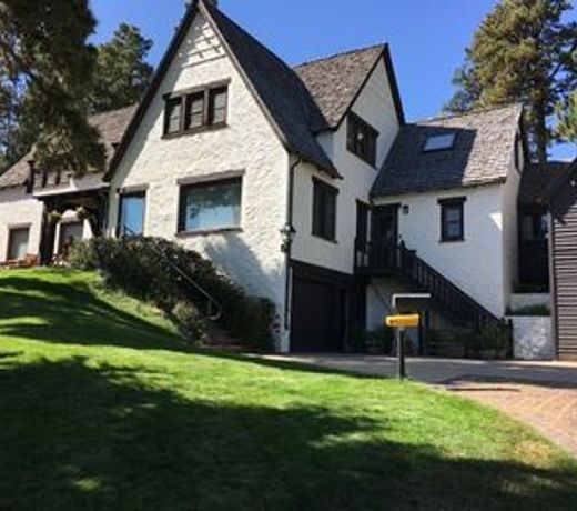Sujak on Sunnyhill Bed and Breakfast