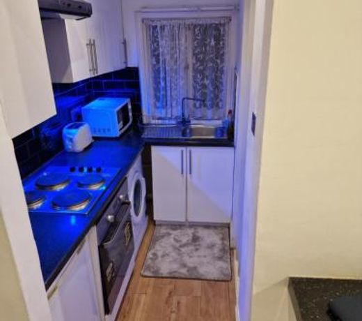 Cosy Studio apartment in FULHAM