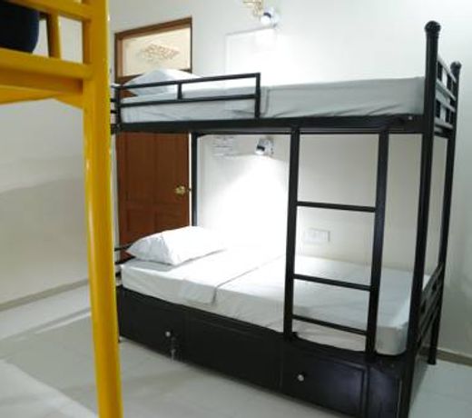 Nomads Nest