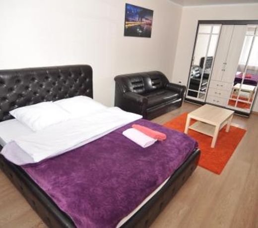 Apartamenty na Perekal'skogo 11 u reki Tuskar'