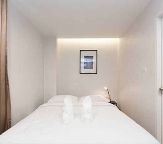 Metro hotel