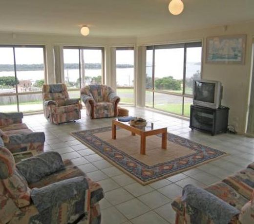 ORSO1O - Water View House