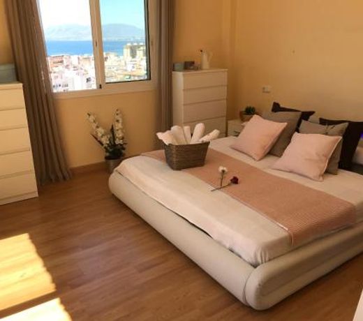 Rooms in Seafront Villa