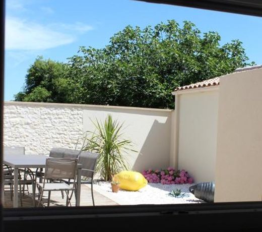 La Maison d'Auguste