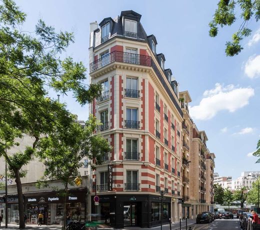 Urban Bivouac Hotel