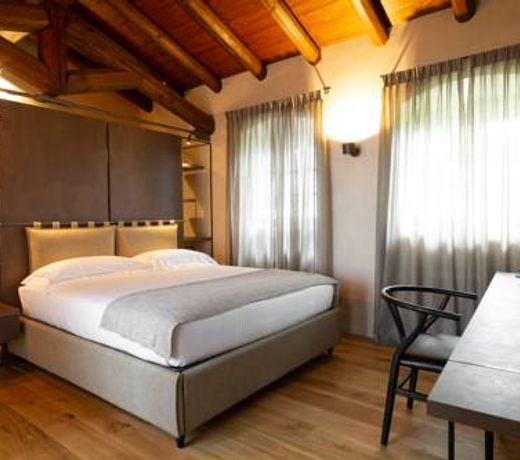 Relais San Vigilio al Castello
