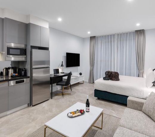Meriton Suites Sussex Street