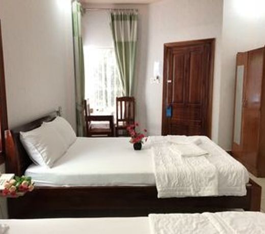 Phuc Thang Resort