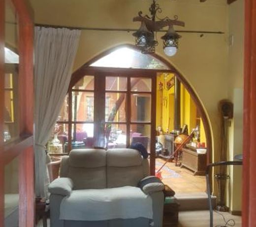 Sylvias Antique House