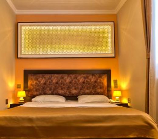 Twin Castle Boutique Hotel