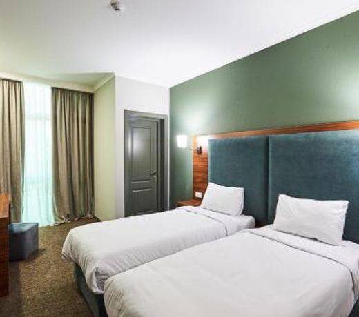 Green Tower Hotel
