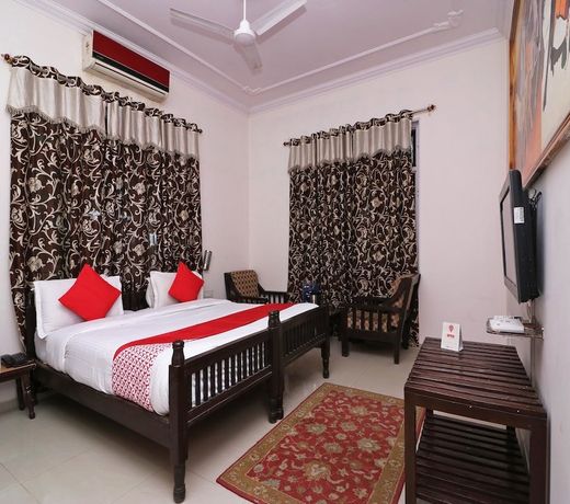 OYO 17284 Hotel Vrindavan Palace