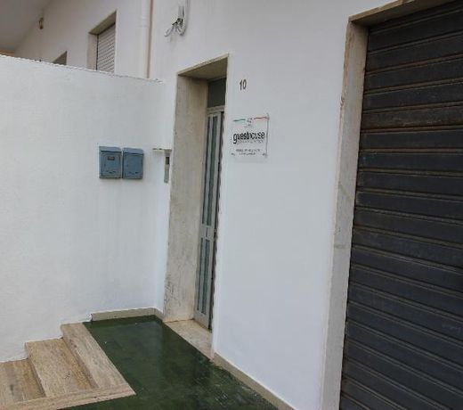 Guest House