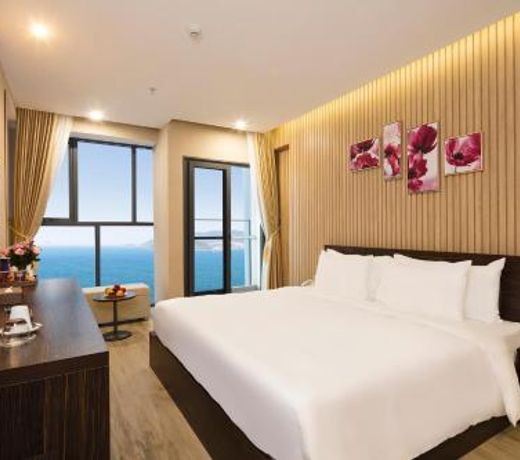 Emerald Bay Hotel and Spa