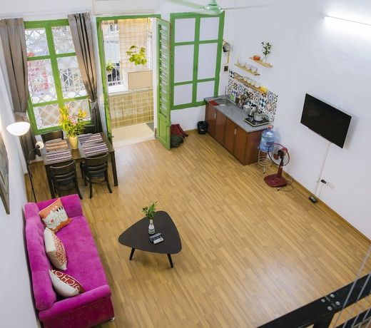 NQ Vintage House