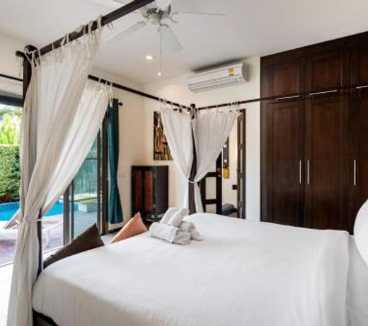 Emerald Pool Villa