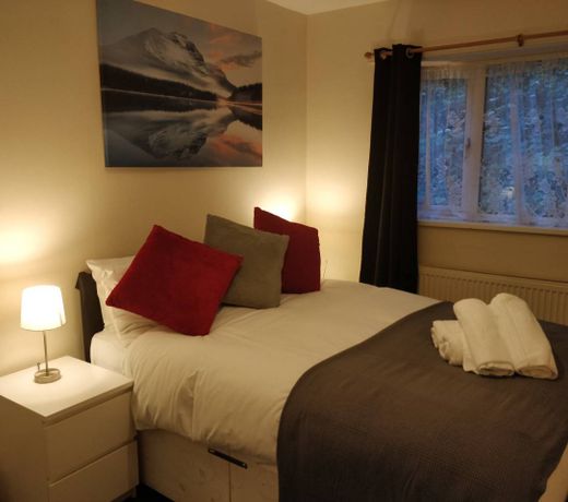 Ashburnham Apartment