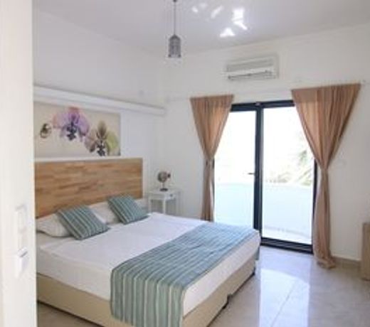 Otel Marinada