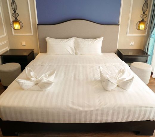 Hanoi La Castela Hotel