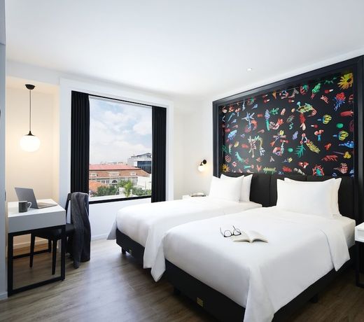 de Braga, ARTOTEL Curated