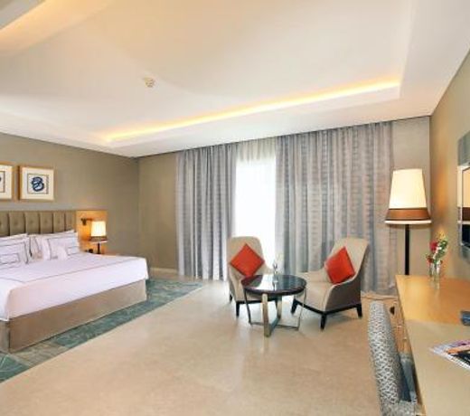 Grand Cosmopolitan Hotel